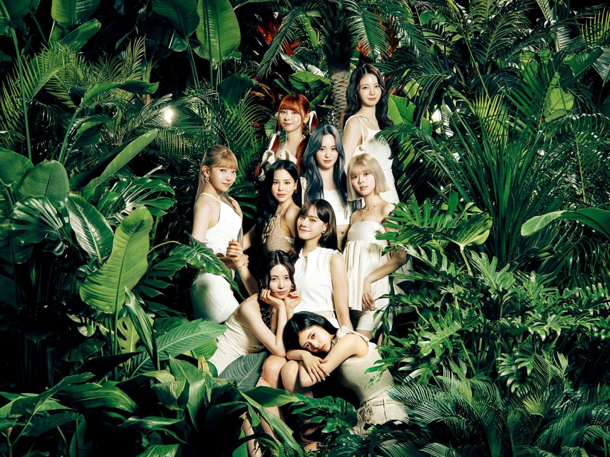 NiziU 2nd Album『COCONUT』アーティスト写真