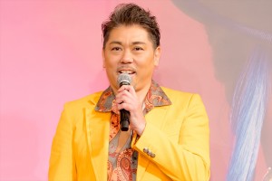 岸祐二、ミュージカル『チャーリーとチョコレート工場』製作発表に登場