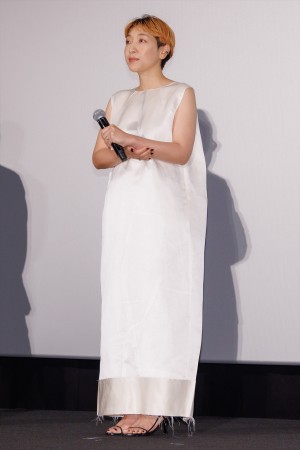 安藤サクラ、映画『怪物』初日舞台挨拶に登場