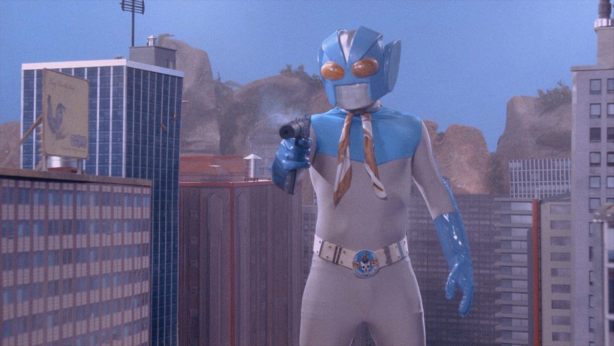 幻の”暴走ギャグコメディ”『危険戦隊デンジャー５』日本初ソフト化！　レジェンド声優・羽佐間道夫、ヒトラー役で大暴れ