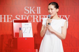 綾瀬はるか、「SK-II シークレットキーハウス」オープン記念イベントに登場