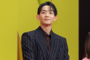 竜星涼、映画『Gメン』完成披露舞台挨拶に登場