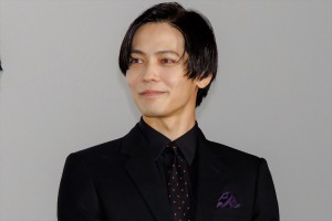 猪塚健太、映画『禁じられた遊び』完成披露イベントに登場