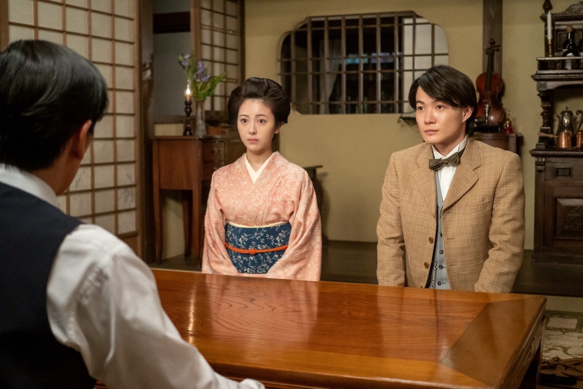明日の『らんまん』“万太郎”神木隆之介、植物標本を見た“田邊”要潤から“ある提案”をされる