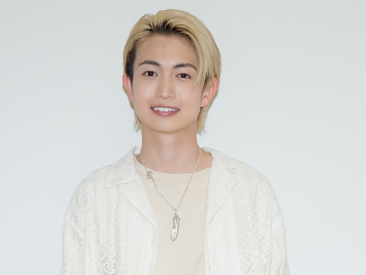 綱啓永、『ばらかもん』囲み取材に登場