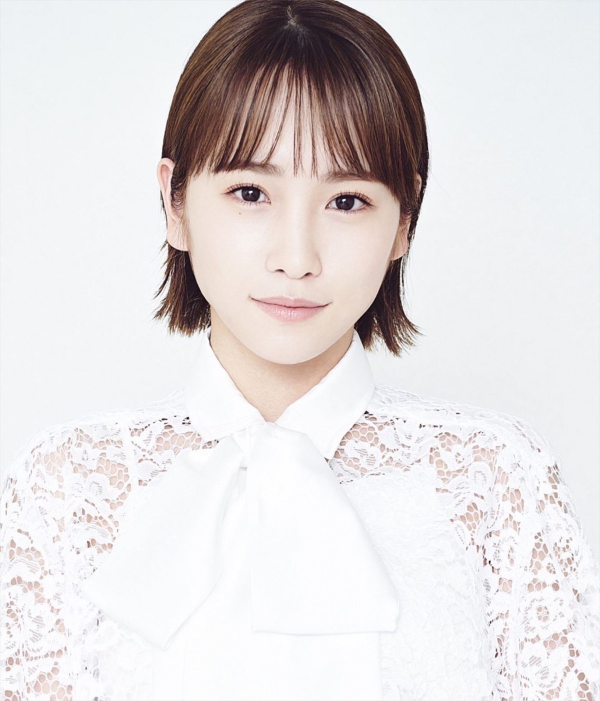 『千と千尋の神隠し』新・千尋役、川栄李奈＆福地桃子のメインビジュアル完成！　コメントも到着