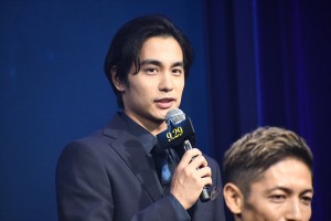 中村蒼、『沈黙の艦隊』完成報告会・完成披露舞台挨拶に登場