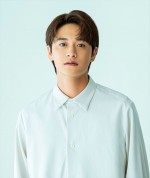 ドラマ『商店街のピアニスト 永遠（とわ）の調べ』に出演する井上想良