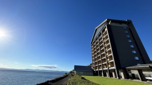 滋賀に“琵琶湖畔にただずむ和のリゾートホテル”誕生！　温泉露天風呂付きヴィラも併設