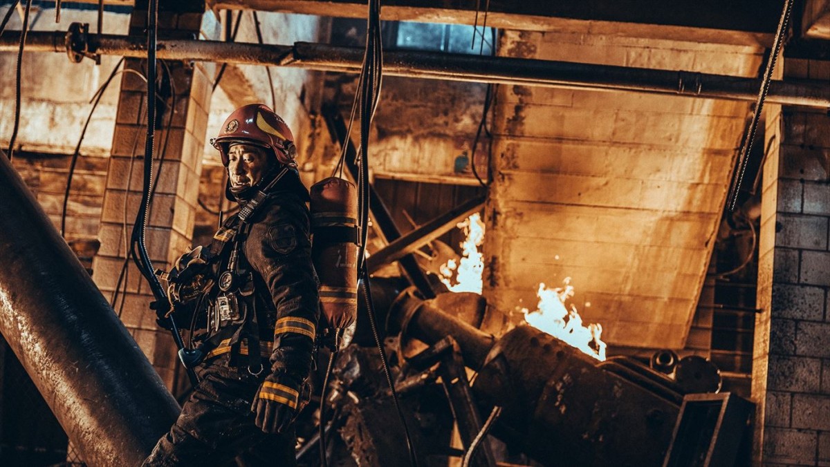 限界突破のレスキュー・アクション！　中国映画『フラッシュオーバー 炎の消防隊』予告＆場面写真解禁