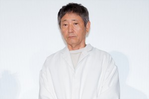 小林薫、映画『バカ塗りの娘』完成披露舞台挨拶に登場