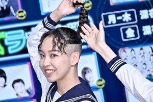 新しい学校のリーダーズ・RIN、『バラバラ大作戦』10月新番組発表 記者会見に登場