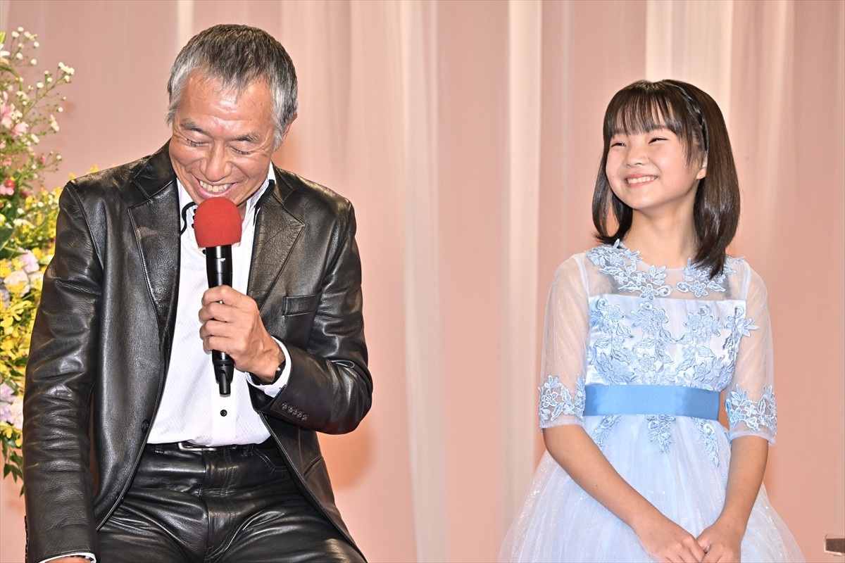 趣里、歌って踊る朝ドラ主演に充実感　「紅白も狙う？」柳葉敏郎のブッコミに大慌て