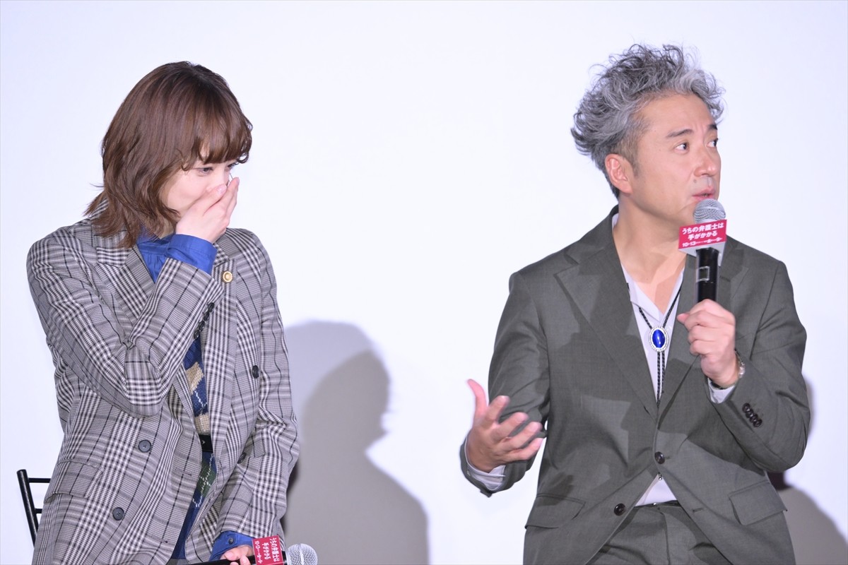 平手友梨奈、ムロツヨシから“殺傷能力が高い言い間違い”暴露され「本当に申し訳なかったです」
