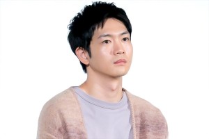 松下洸平、木曜劇場『いちばんすきな花』完成披露試写イベントに登場