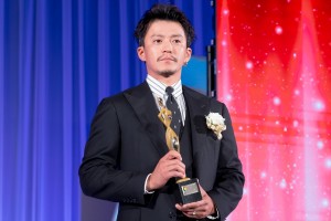 小栗旬、『東京ドラマアウォード2023』授賞式に登場