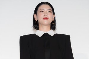 三吉彩花、映画『ナックルガール』舞台挨拶付きワールドプレミアに登場