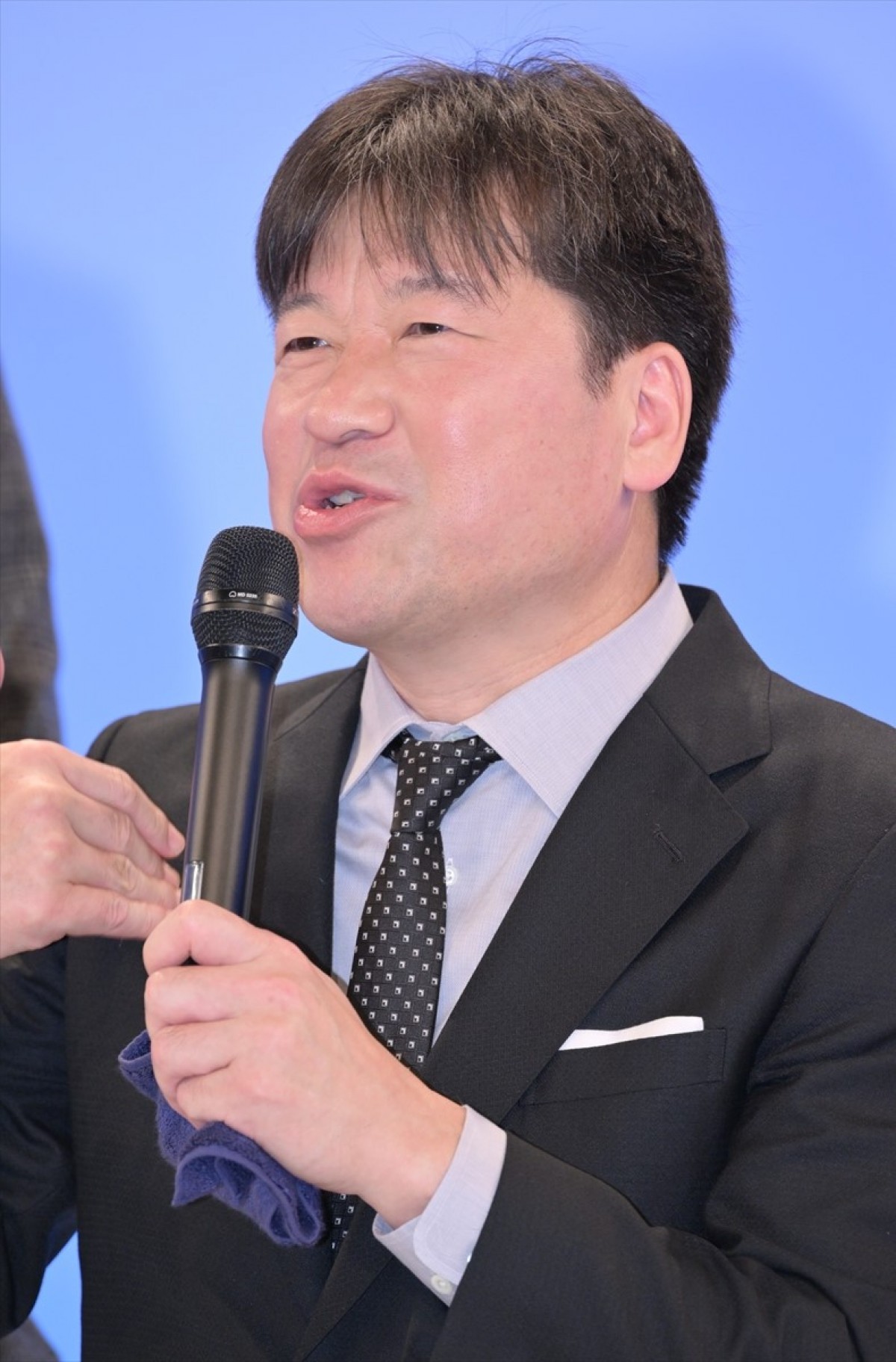 「橋本環奈はおじさん」　佐藤二朗ら50代とおつまみトークで盛り上がる