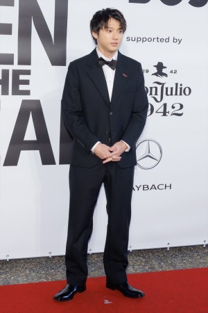 山田裕貴、「GQ MEN OF THE YEAR 2023」フォトコールに登場