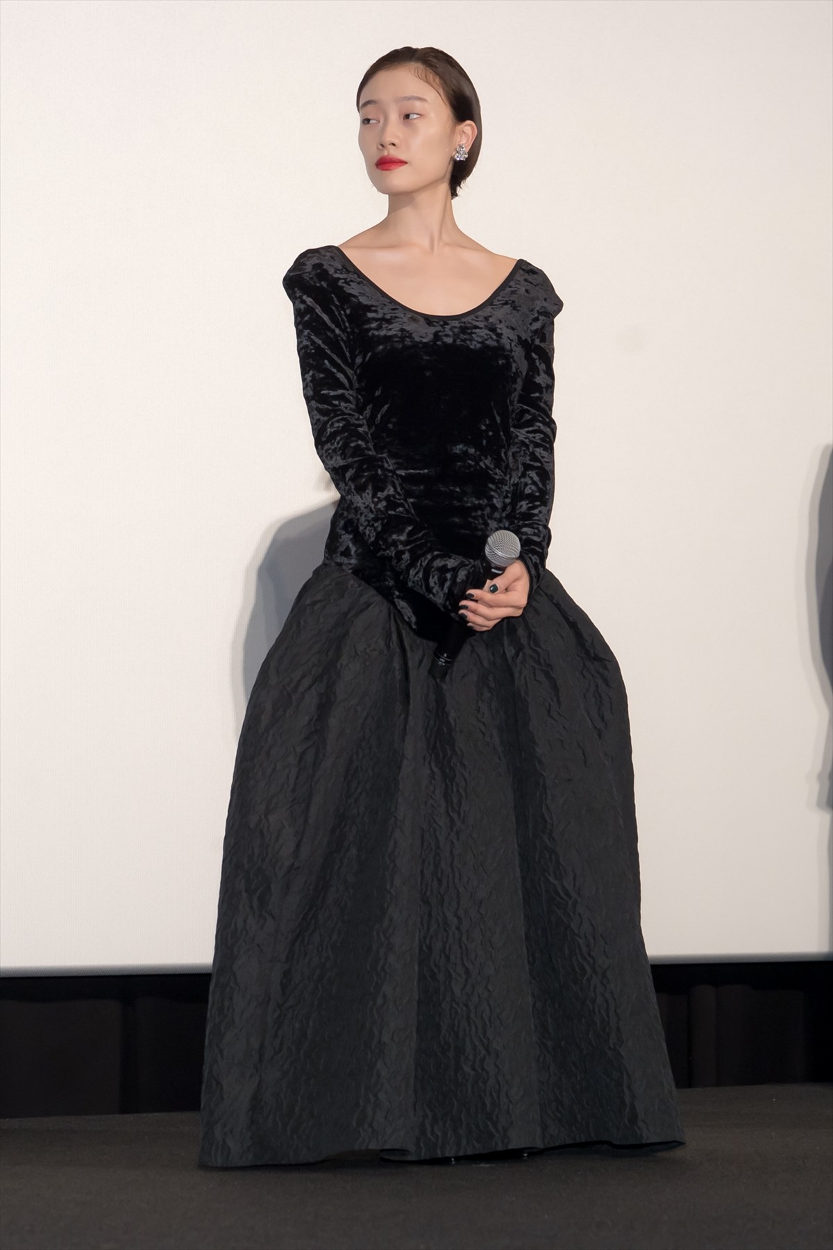 深川麻衣、アイドルから女優へキャリアチェンジ時の葛藤を明かす「すごく恥ずかしくて」