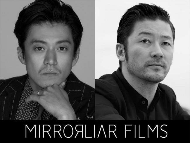 映画『MIRRORLIAR FILMS Season6』で監督を務める（左から）小栗旬、浅野忠信