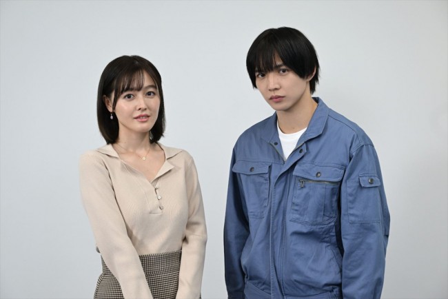 ドラマストリーム『瓜を破る～一線を越えた、その先には』W主演（左から）久住小春、佐藤大樹