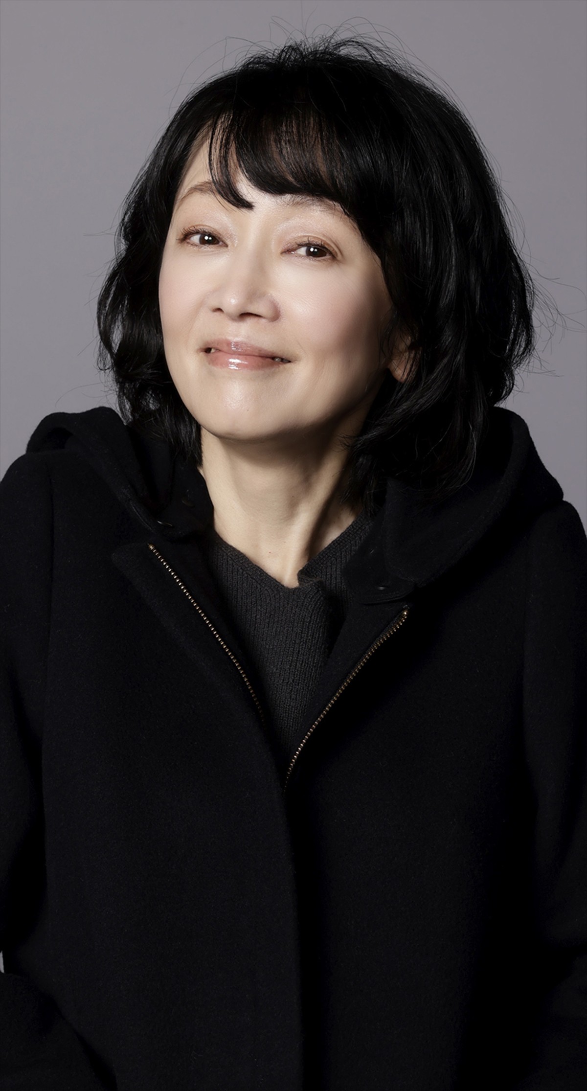 鈴鹿央士＆山本舞香、“超クセ強”ニセ家族に！　新ドラマ『闇バイト家族』来年1月スタート