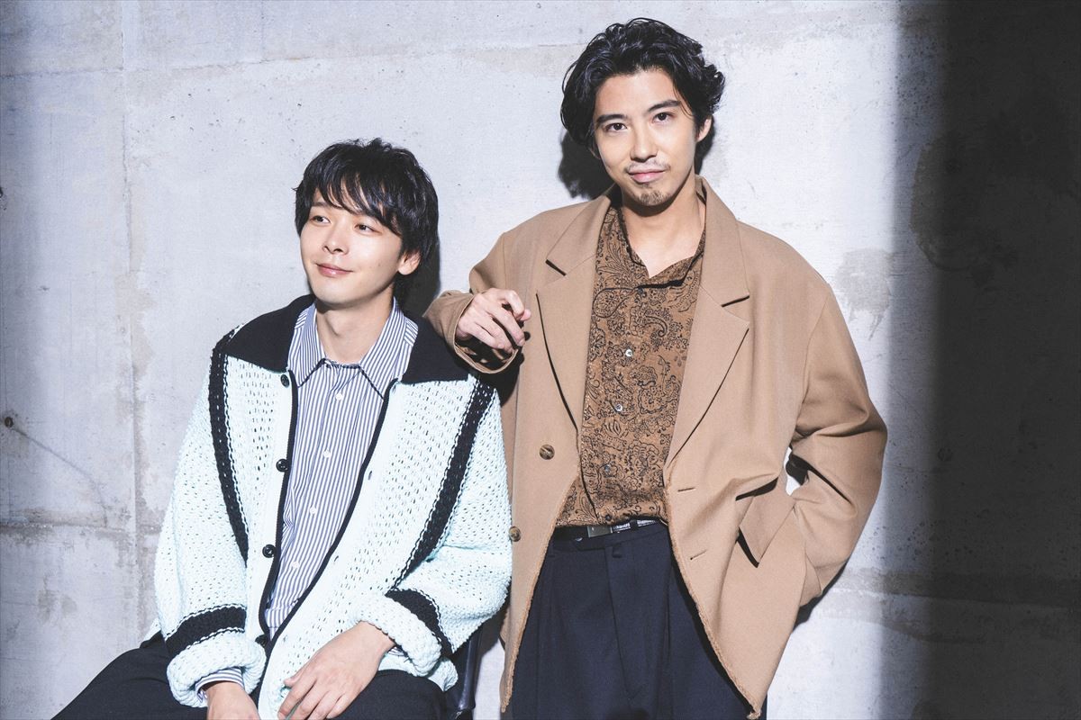 中村倫也＆賀来賢人「俺らは辛酸舐め組だから」　若手時代の苦悩を経て見つけた“仕事の向き合い方”とは