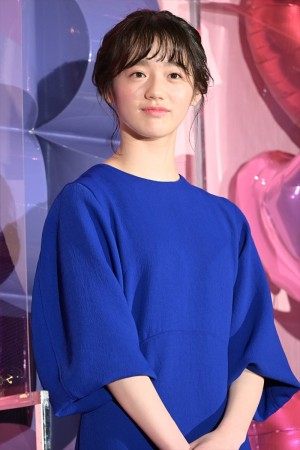 中島瑠菜、映画『なのに、千輝くんが甘すぎる。』完成披露試写会に登場