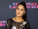 【写真】サルマ・ハエック、『マジック・マイク』プレミアで大胆ドレス姿