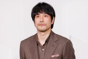 松山ケンイチ、映画『ロストケア』完成披露舞台挨拶に登場