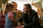 映画『ブラックライト』場面写真
