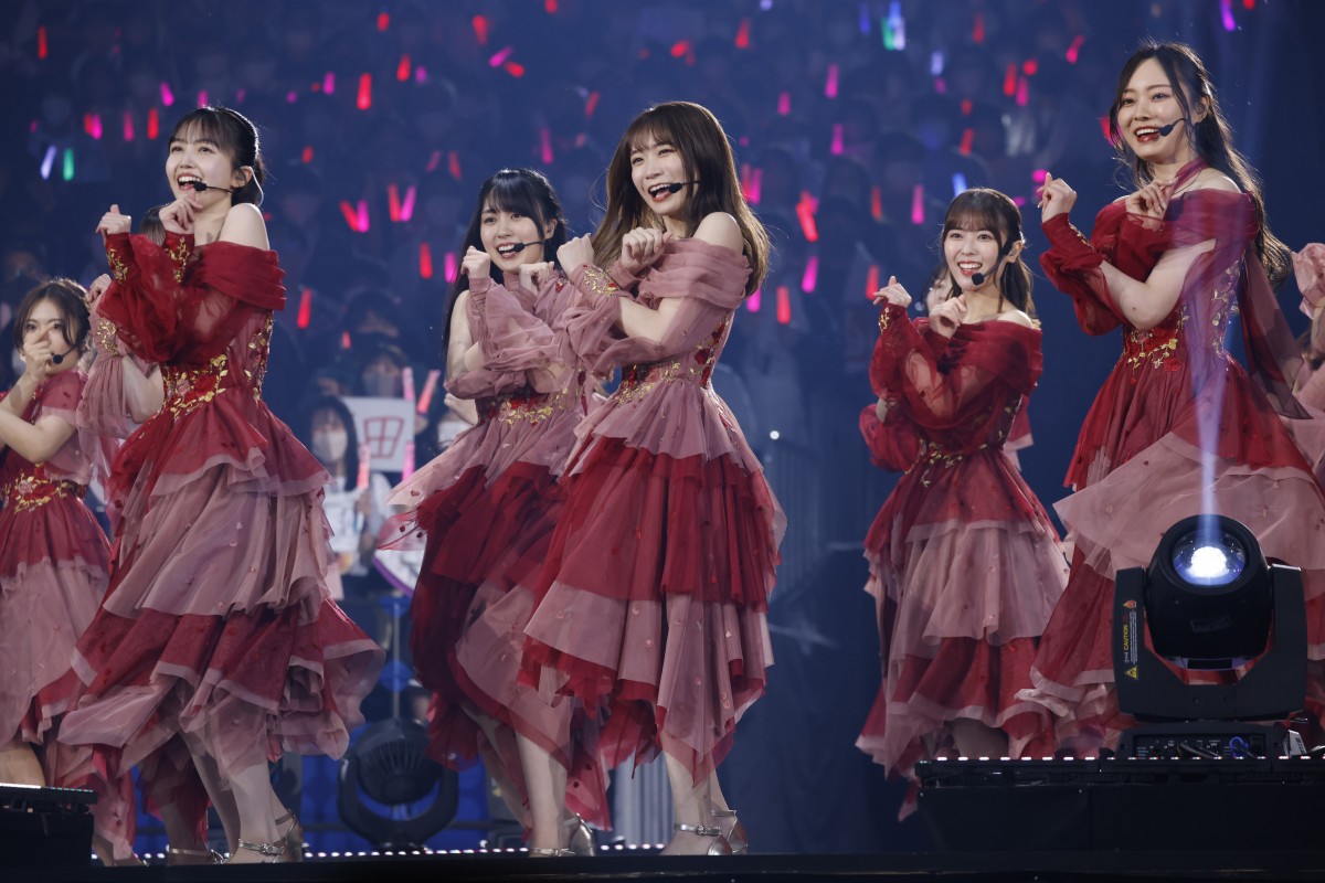 乃木坂46・秋元真夏、卒コンで異例の“トリプルアンコール”　11年半のラストは笑顔と涙あふれるステージに