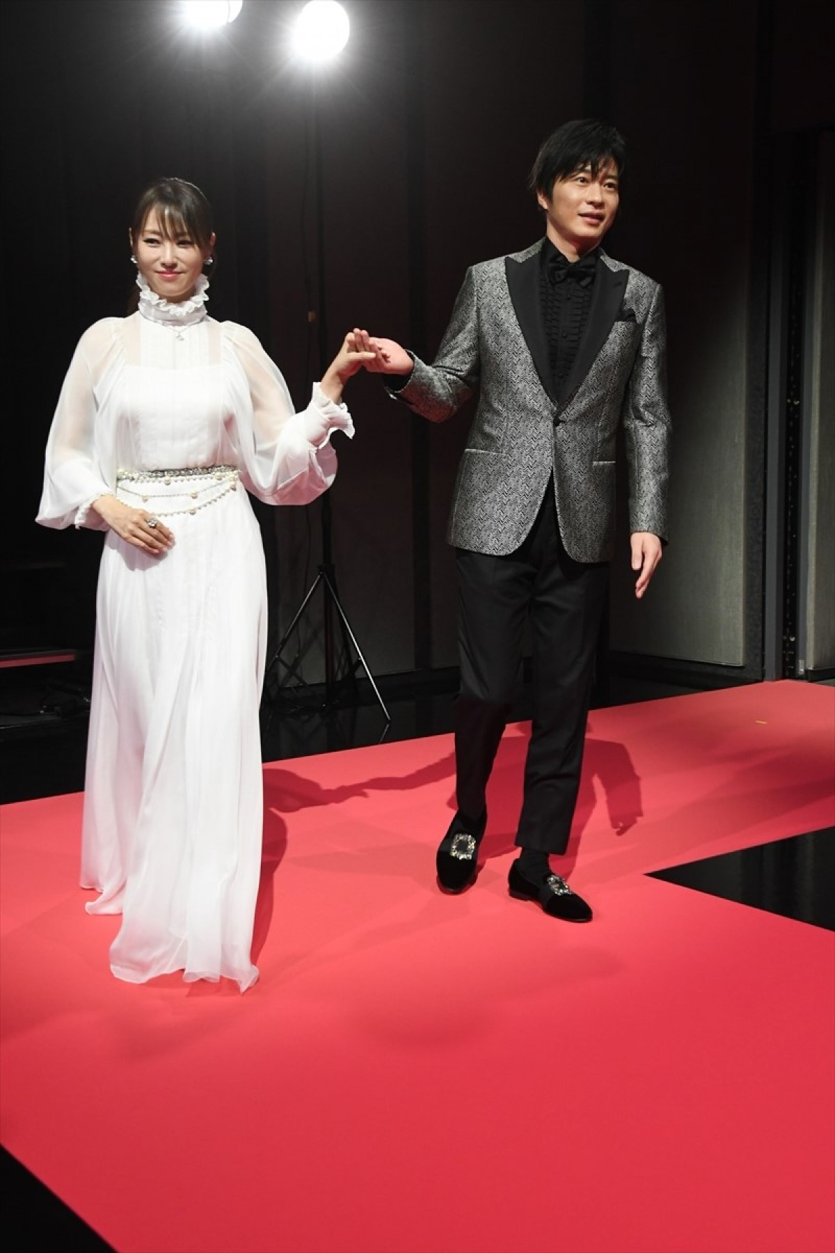 深田恭子、“いい男”二人のエスコートに「幸せなひと時でした」　田中圭は「恭子ちゃんはめちゃくちゃいい香りだった」と笑顔