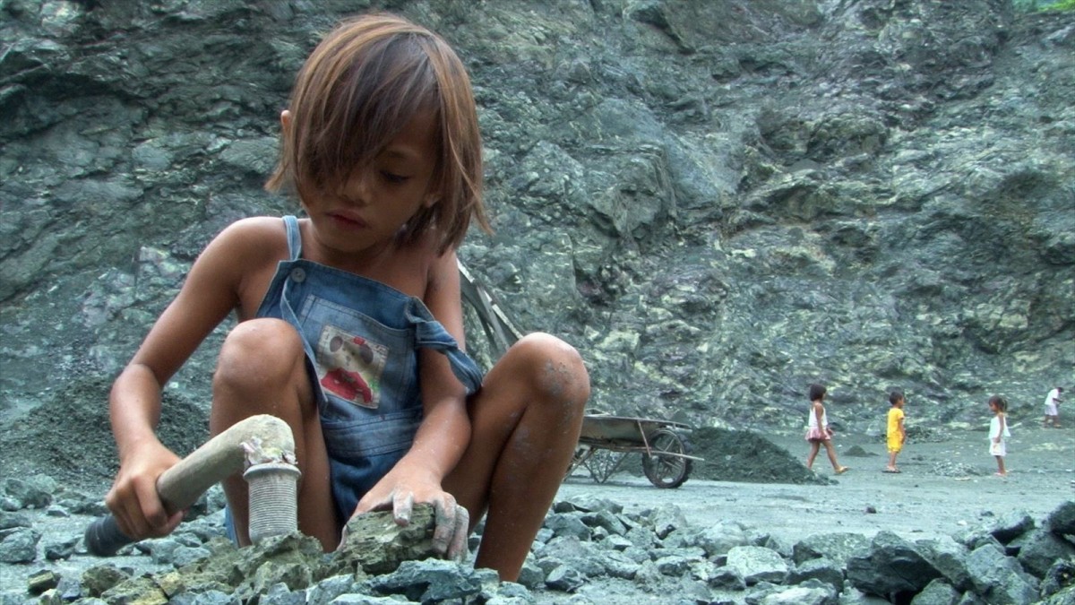 フィリピンに暮らす最貧困エリアの子どもたちを映したドキュメンタリー『子どもの瞳をみつめて』、予告＆ポスター公開