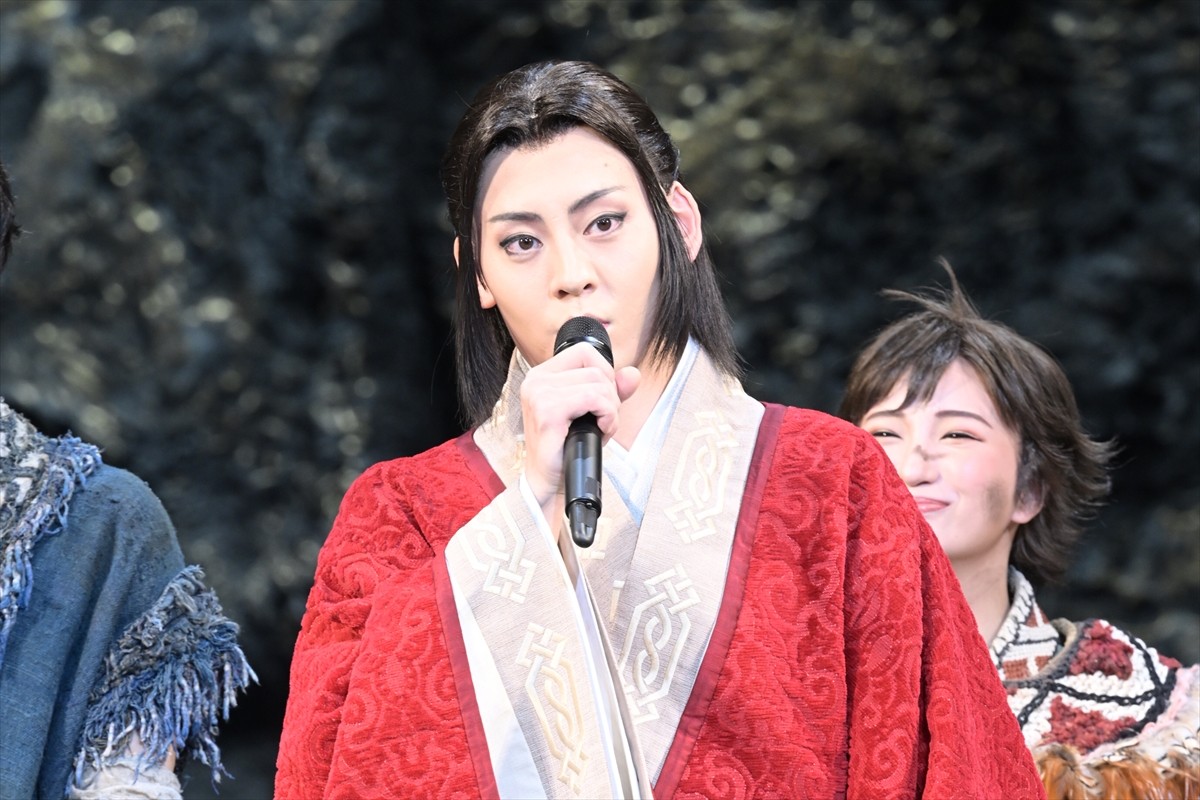 舞台『キングダム』、帝劇公演千穐楽に三浦宏規、高野洸らキャスト歓喜