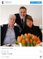 トム・クルーズ、マイケル・ケイン90歳の誕生日をロンドンでお祝い　※「デヴィッド・ウォリアムス」インスタグラム