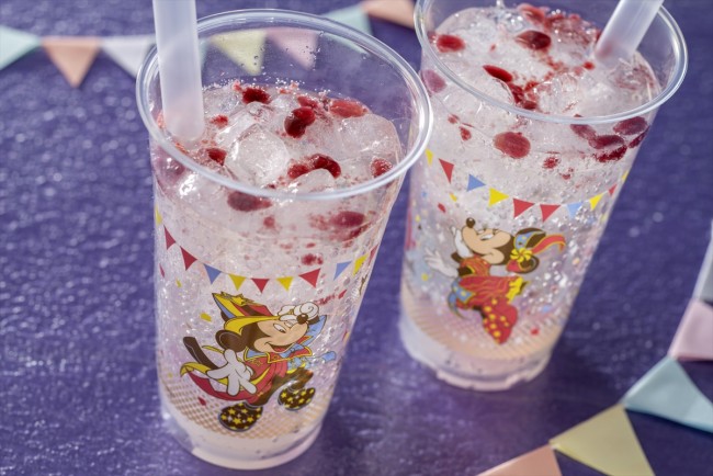 TDR40周年の“スペシャルドリンク”発売へ！　ミッキーが揺れる“ドリンク用アイテム”も初登場＜東京ディズニーリゾート＞