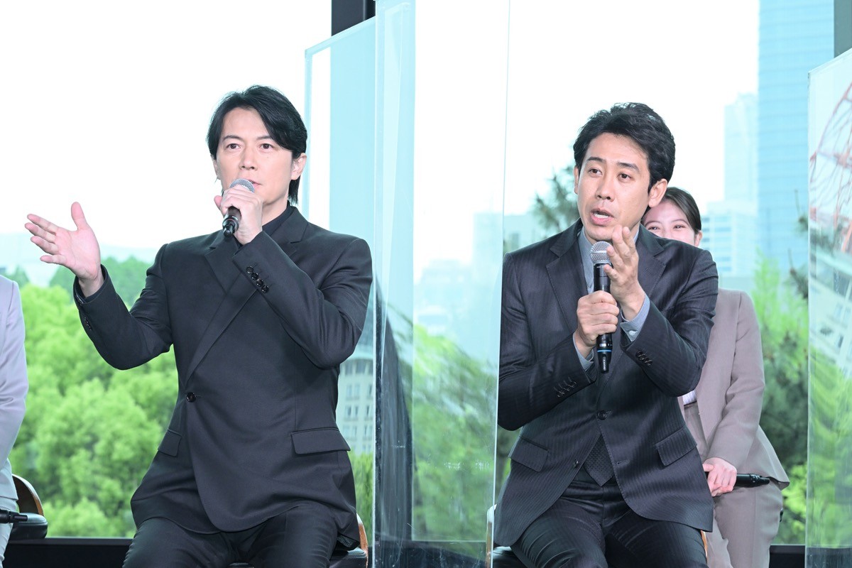 福山雅治＆大泉洋、13年ぶり共演「すごく楽しい」　仲良しエピソードも明かす