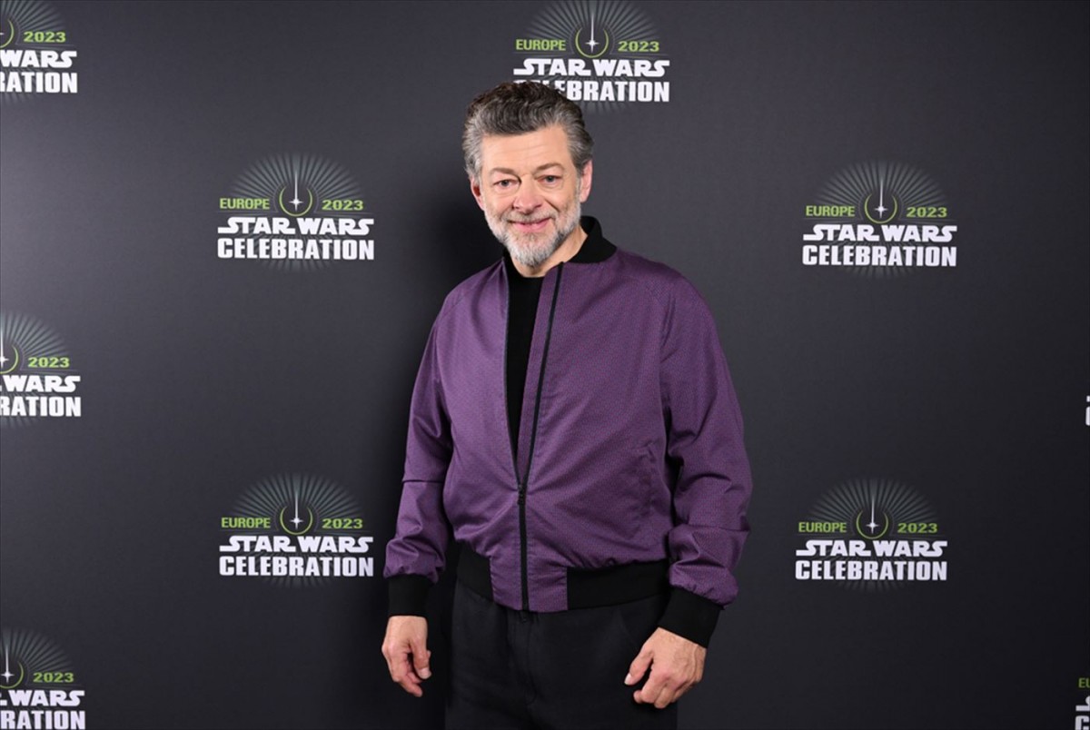 「スター・ウォーズ」新情報一挙発表　過去、現在、未来を描く、新作映画3本の製作決定　デイジー・リドリーらのコメント到着