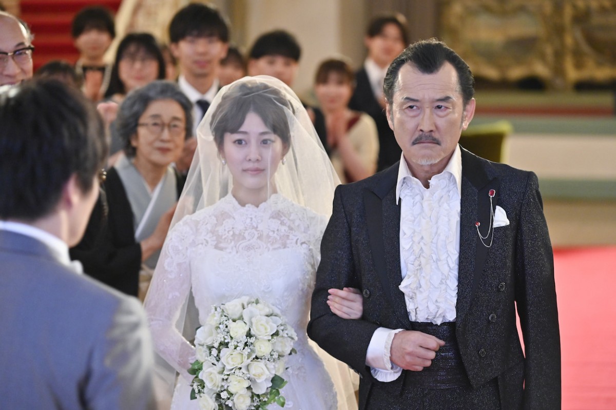 『unknown』第6話　“こころ”高畑充希＆“虎松”田中圭、結婚式当日に新たな殺害予告が見つかる