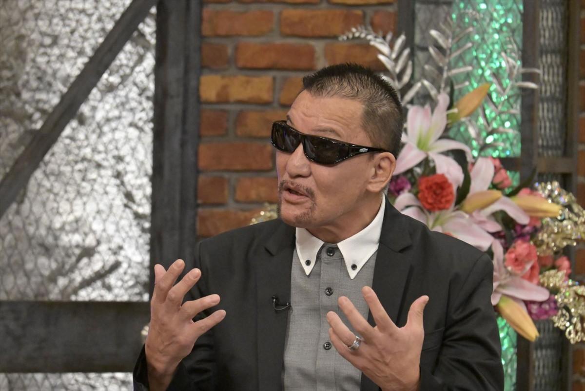 浜田雅功還暦記念で市川右團次、出川哲朗らダウンタウンの同級生が大集合！　共感爆発の思い出から超意外な経歴など語り尽くす