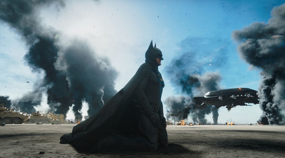 ベン・アフレック＆マイケル・キートン、2人のバットマンが魅せる！　DC最新作『ザ・フラッシュ』特別映像解禁