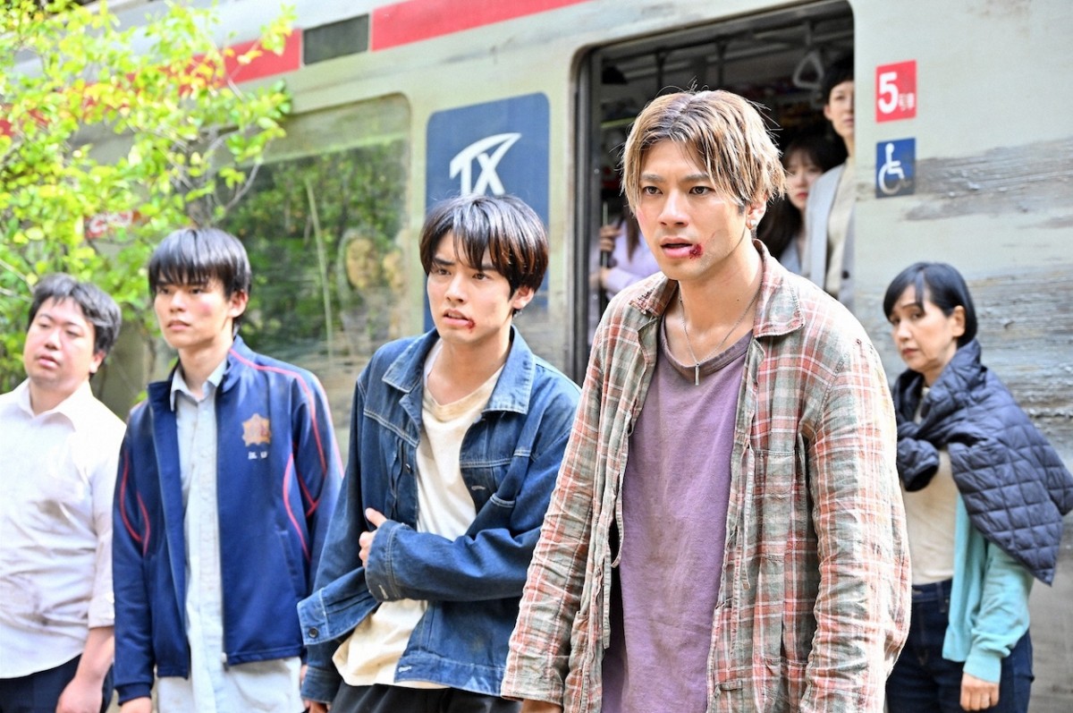 『ペンディングトレイン』第6話　“直哉”山田裕貴、タイムワープ当日の“事件”について知る