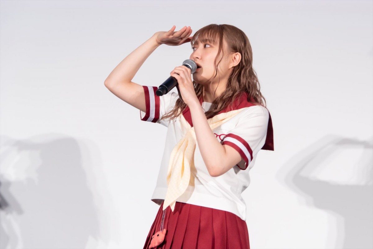 伊藤昌弘×若山詩音×オーイシマサヨシ、『好きな子がめがねを忘れた』を語る先行上映会レポート到着