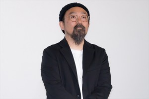 山下敦弘監督、映画『1秒先の彼』プレミア舞台挨拶に登場