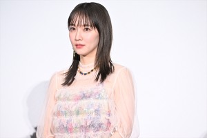 吉岡里帆、映画『アイスクリームフィーバー』初日舞台挨拶に登場