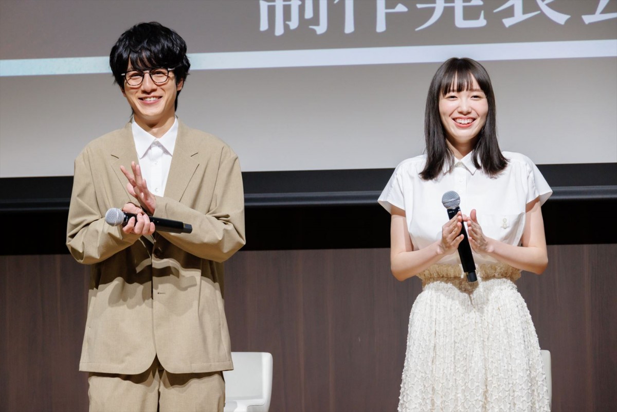 飯豊まりえ、高校生演じるシーンの多さに「学園ドラマを撮っているみたいな」