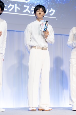 松坂桃李、花王「新・洗たく洗剤発表会」に登場