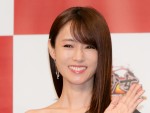 ドラマ『神様、もう少しだけ』でヒロインの叶野真生を演じた深田恭子